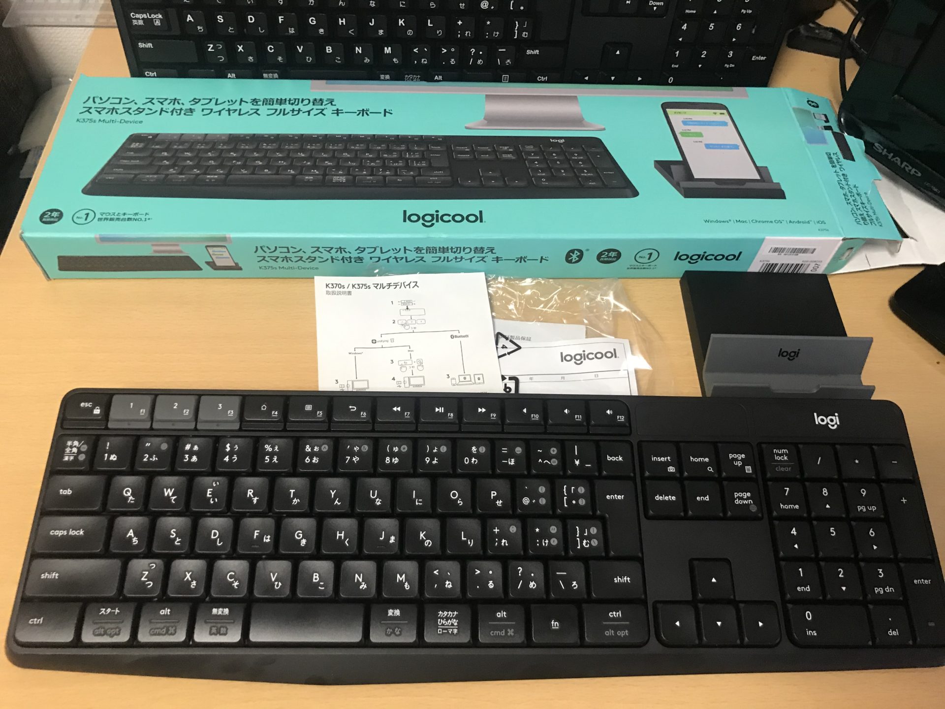 K370s/K375s パソコン、スマホタブレット切り替え可能なキーボード 